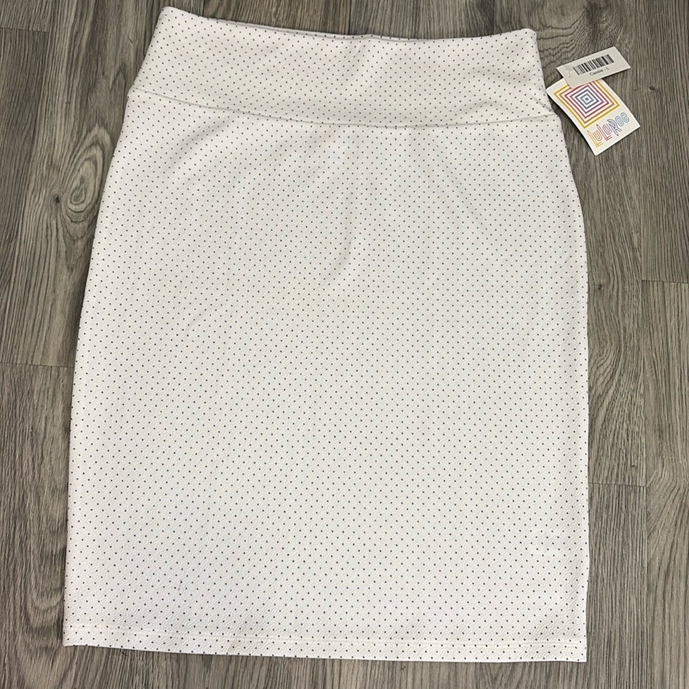 LuLaRoe Cassie Pencil Skirt White & Black Micro-Dots 1806